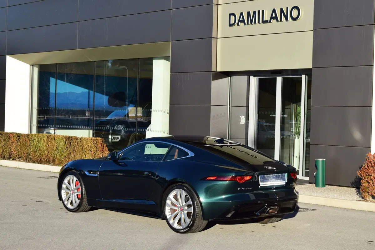 Jaguar F-Type Coupé usata a Cuneo (6)