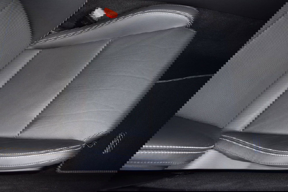 Jaguar F-Type Coupé usata a Cuneo (19)