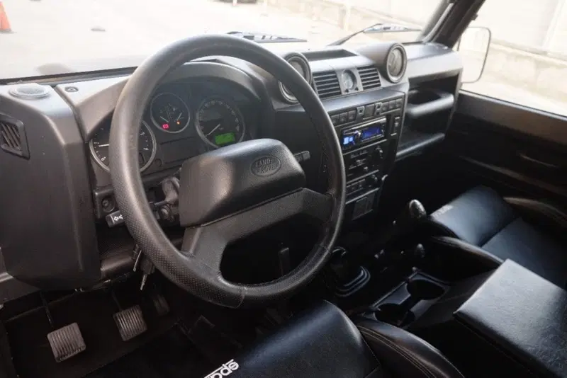Land Rover Defender usata a Cuneo (10)