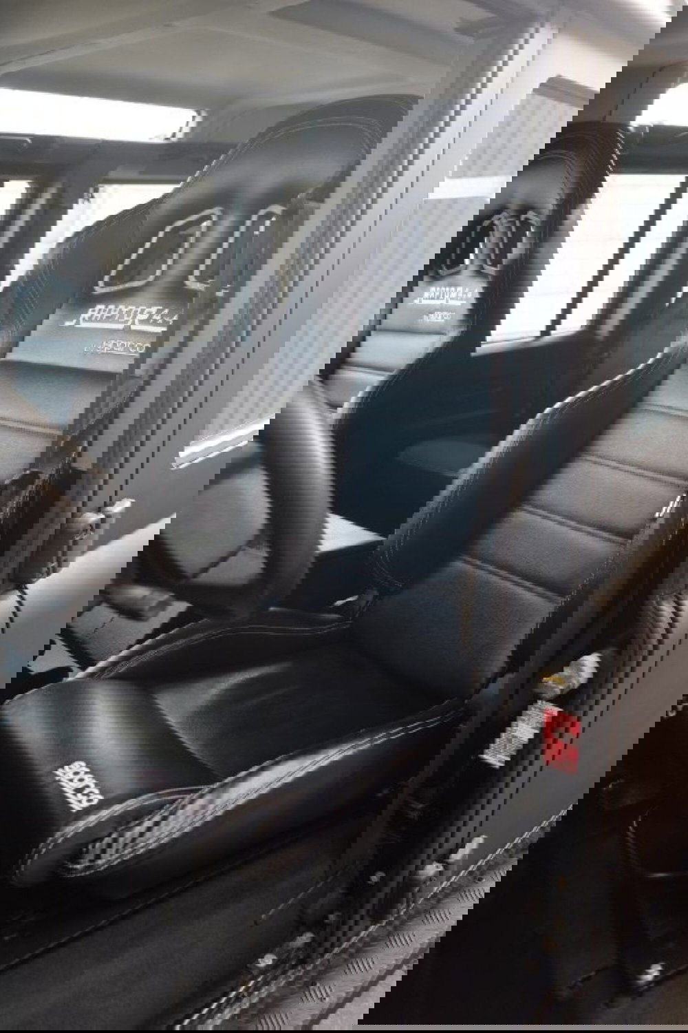 Land Rover Defender usata a Cuneo (11)