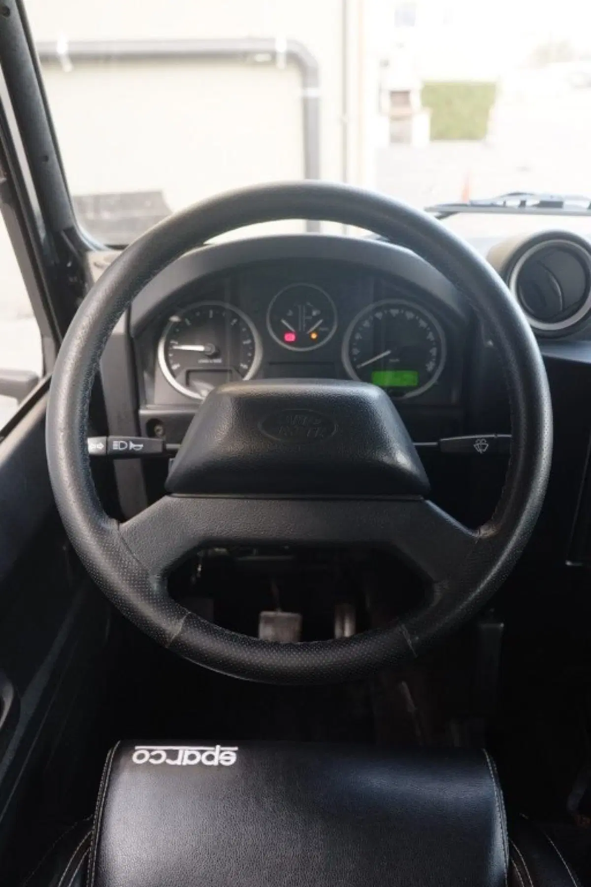 Land Rover Defender usata a Cuneo (16)