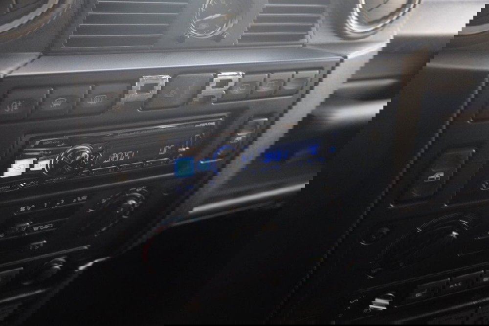 Land Rover Defender usata a Cuneo (18)