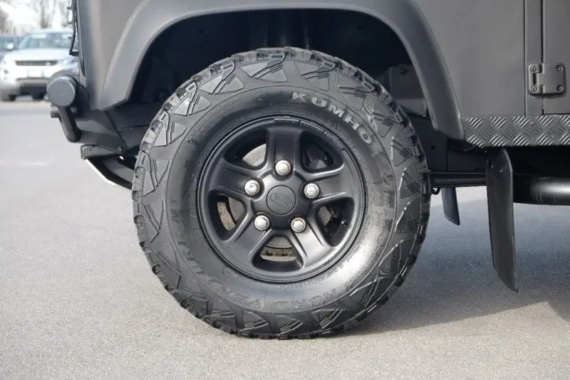 Land Rover Defender usata a Cuneo (9)