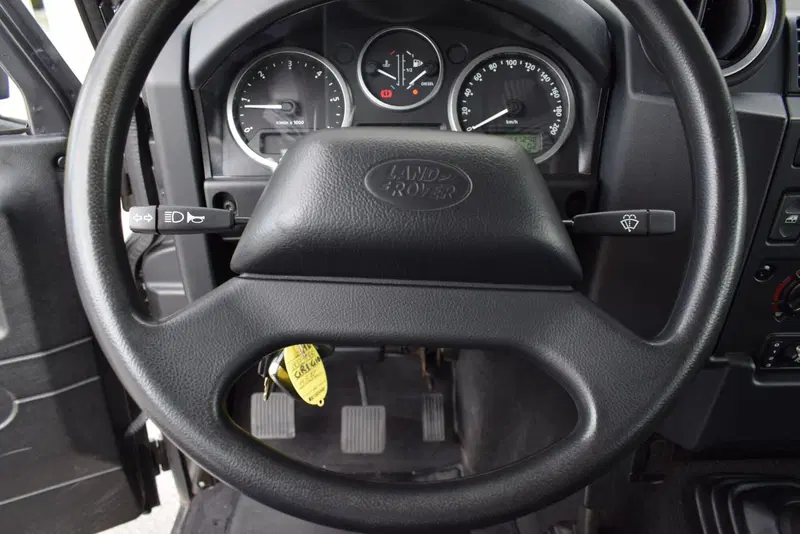 Land Rover Defender usata a Cuneo (10)