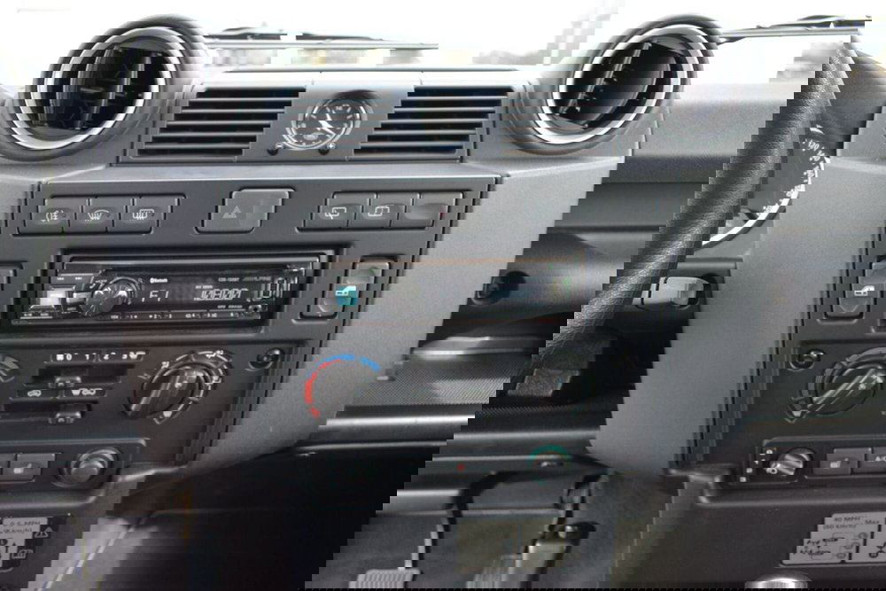 Land Rover Defender usata a Cuneo (11)