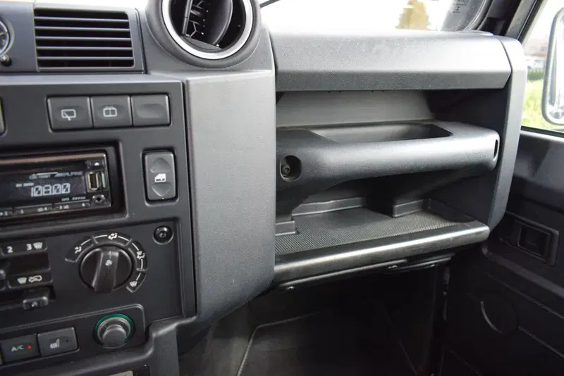 Land Rover Defender usata a Cuneo (12)
