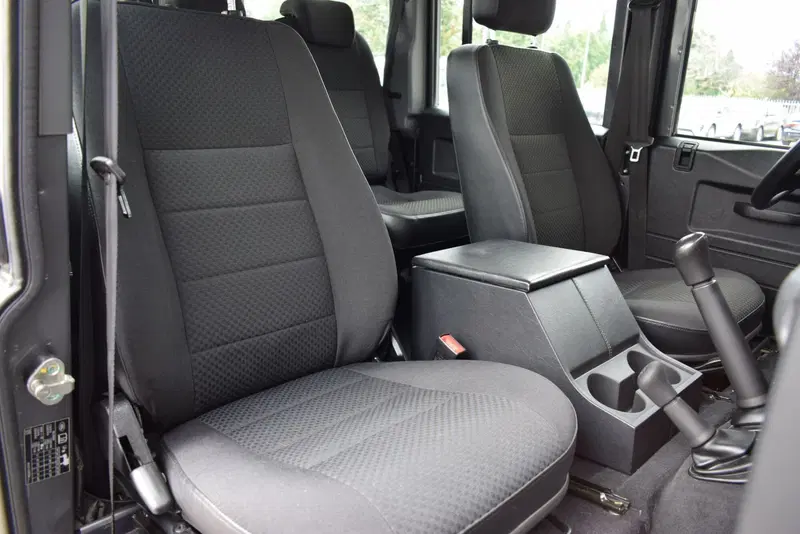 Land Rover Defender usata a Cuneo (18)