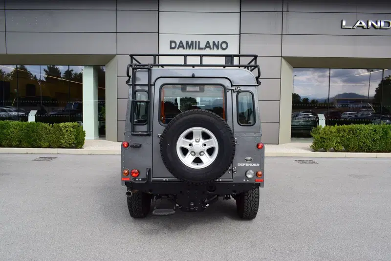Land Rover Defender usata a Cuneo (7)