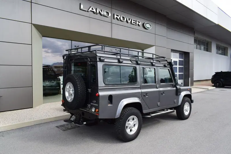 Land Rover Defender usata a Cuneo (8)