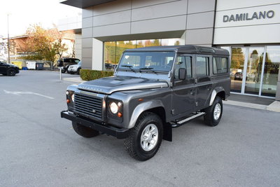 Land Rover Defender 110 2.2 TD4 Station Wagon SE N1 del 2014 usata a Cuneo