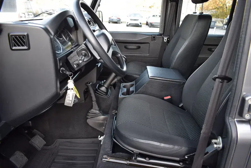 Land Rover Defender usata a Cuneo (10)