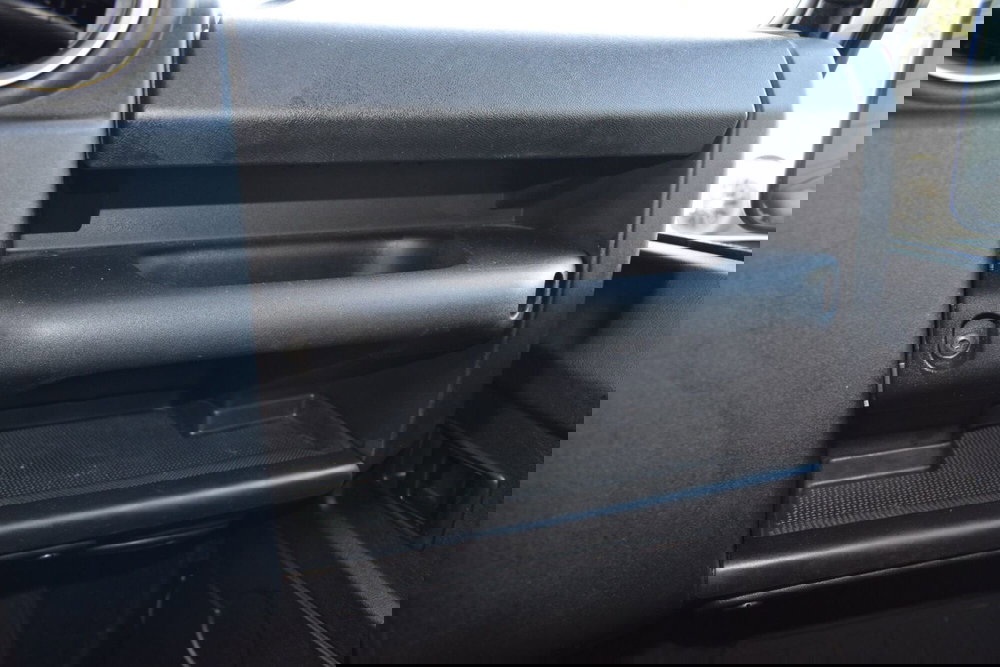 Land Rover Defender usata a Cuneo (14)