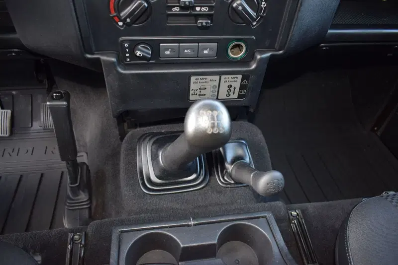 Land Rover Defender usata a Cuneo (15)