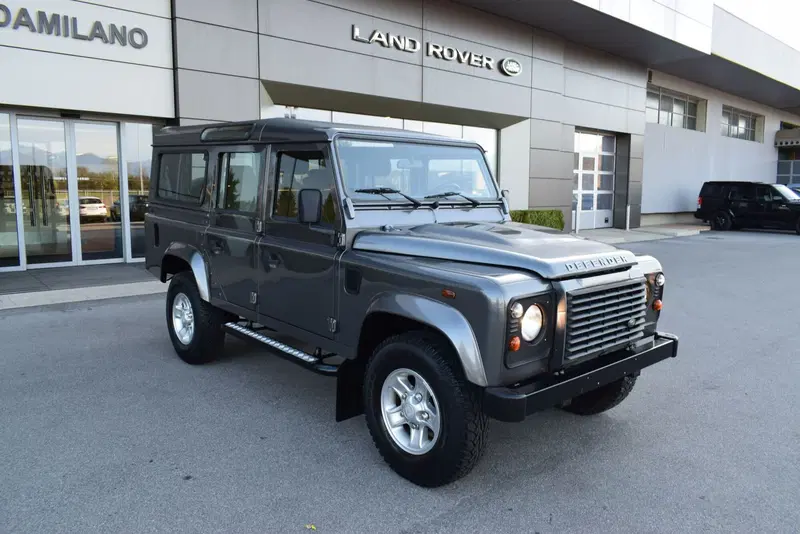Land Rover Defender usata a Cuneo (3)