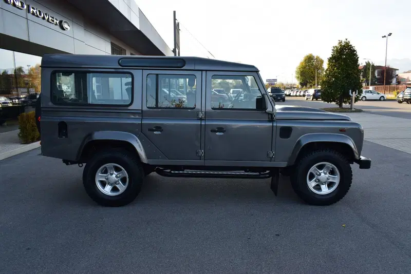 Land Rover Defender usata a Cuneo (5)