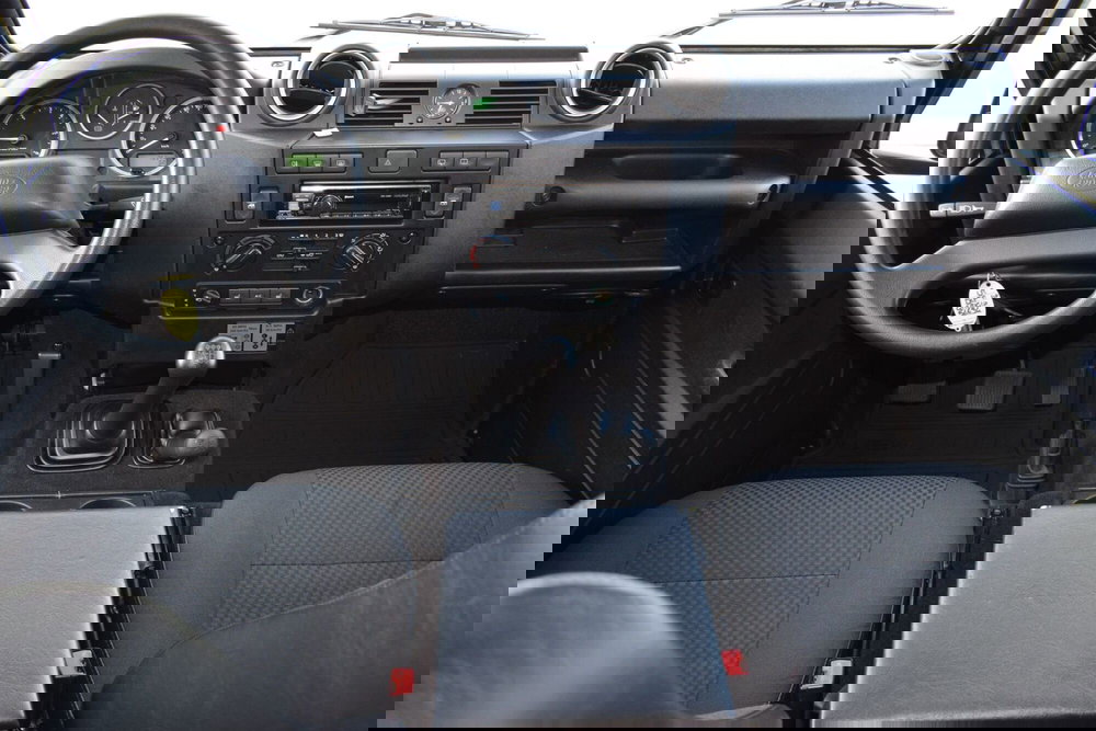 Land Rover Defender usata a Cuneo (9)