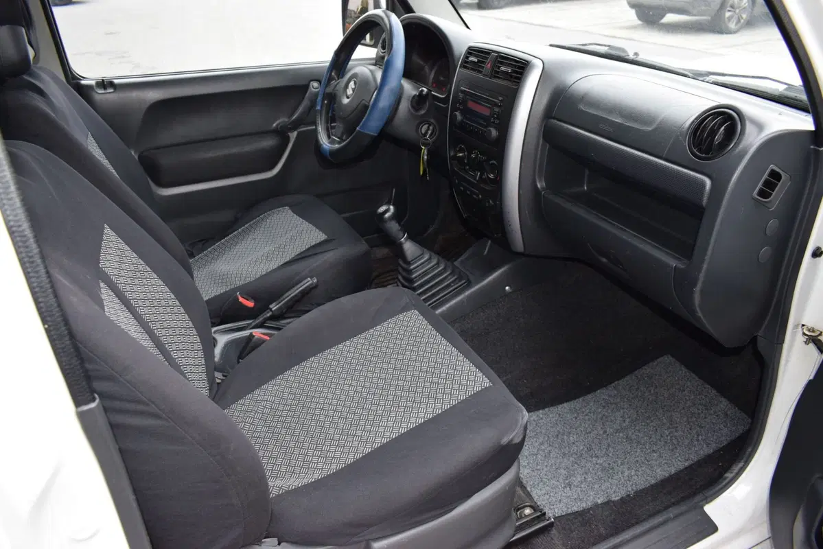 Suzuki Jimny usata a Cuneo (10)