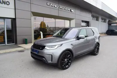 Land Rover Discovery 3.0D I6 249 CV AWD Auto R-Dynamic HSE del 2021 usata a Cuneo