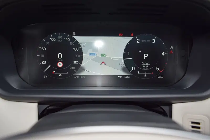 Land Rover Discovery usata a Cuneo (14)