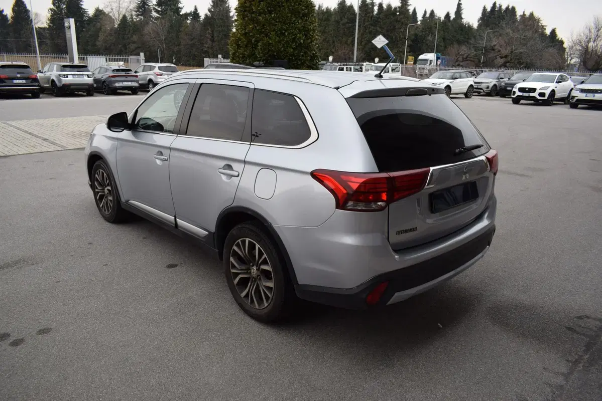 Mitsubishi Outlander usata a Cuneo (5)