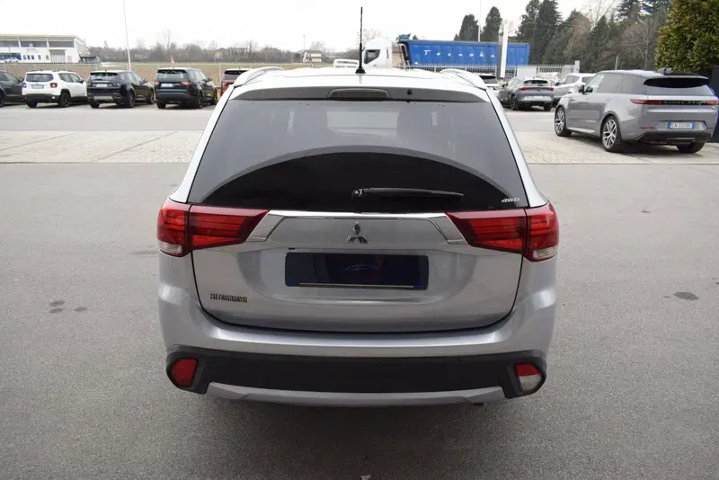 Mitsubishi Outlander usata a Cuneo (6)