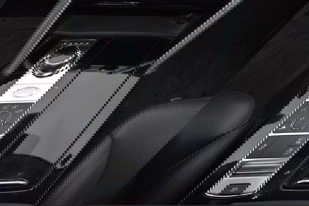 Land Rover Discovery usata a Cuneo (13)