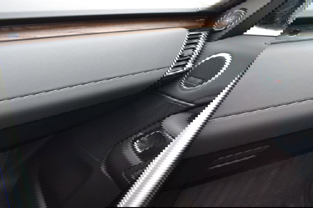 Land Rover Discovery usata a Cuneo (14)