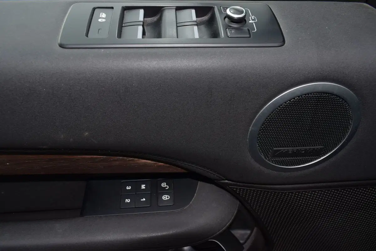 Land Rover Discovery usata a Cuneo (18)