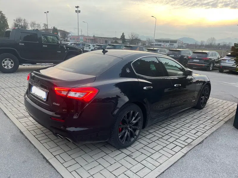 Maserati Ghibli usata a Cuneo (6)