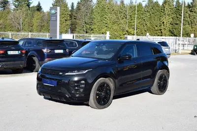 Land Rover Range Rover Evoque 2.0d i4 mhev Dark Edition Dynamic SE Santorini Black awd 163cv auto del 2024 usata a Cuneo