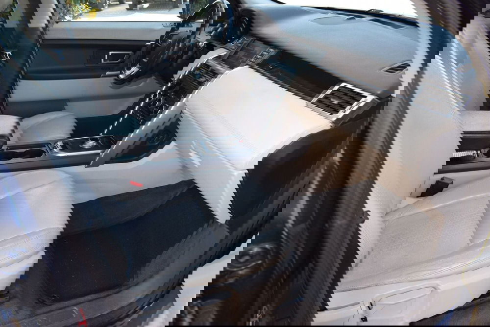 Land Rover Discovery Sport usata a Cuneo (15)