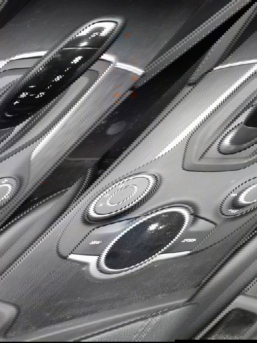 Alfa Romeo Stelvio usata a Cuneo (12)