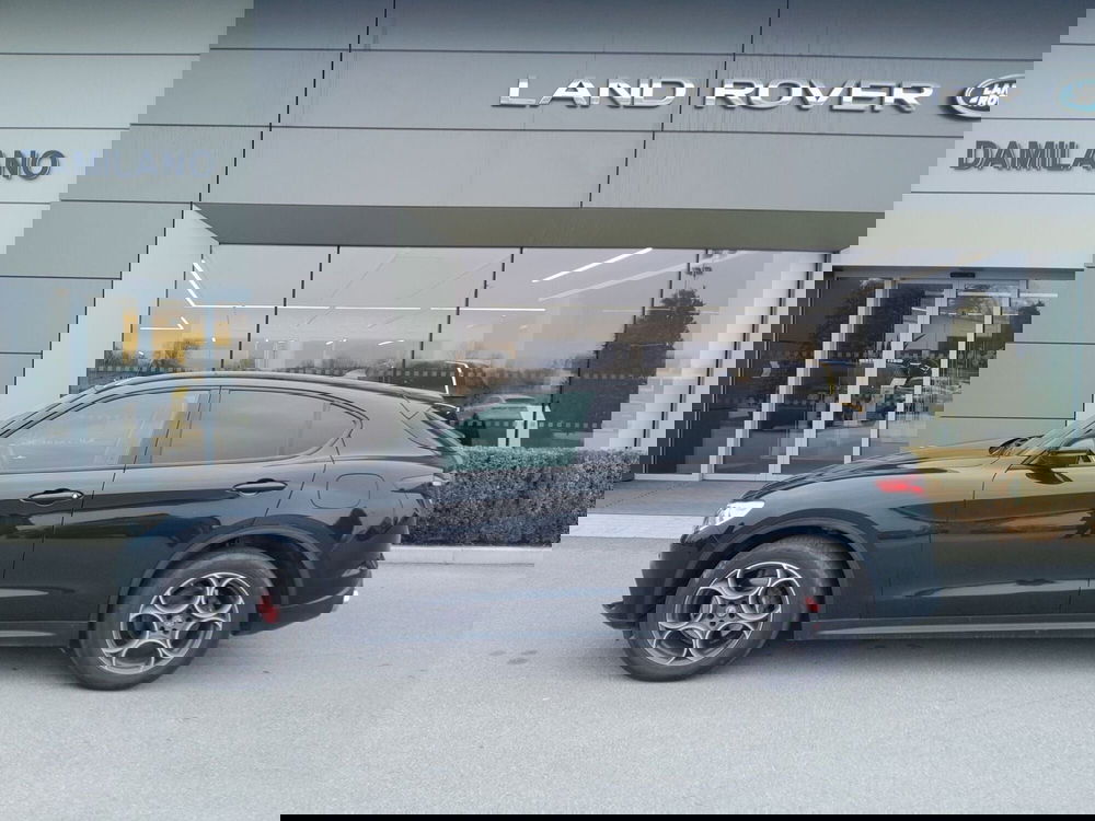 Alfa Romeo Stelvio usata a Cuneo (4)