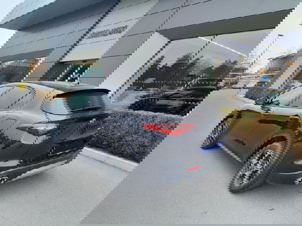 Alfa Romeo Stelvio usata a Cuneo (6)