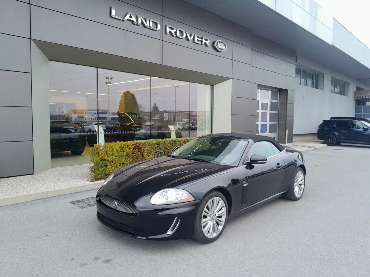 Jaguar XK usata a Cuneo