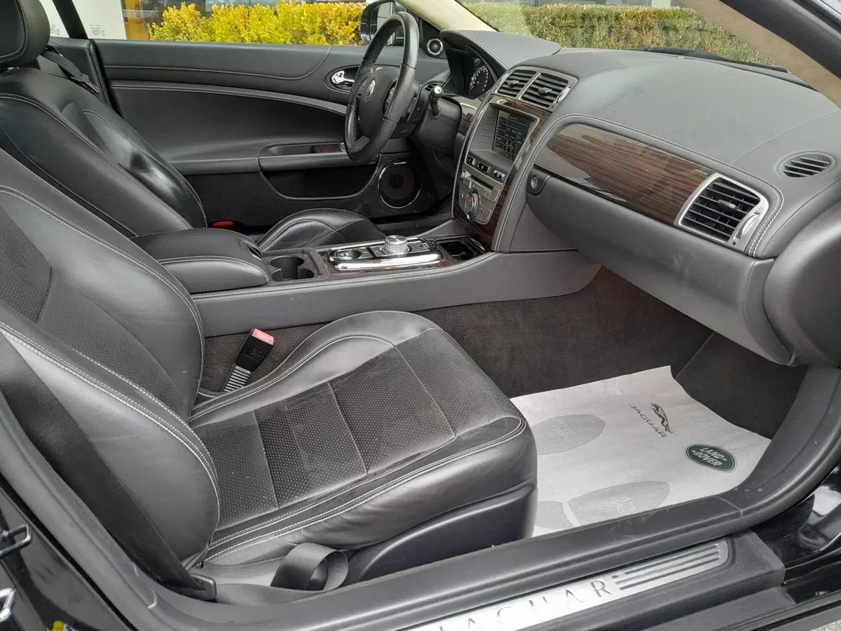 Jaguar XK usata a Cuneo (10)