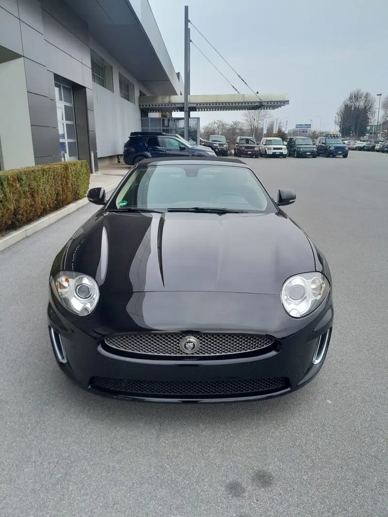 Jaguar XK usata a Cuneo (2)