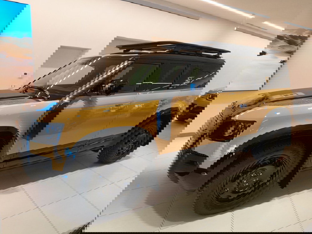 Land Rover Defender nuova a Cuneo (6)