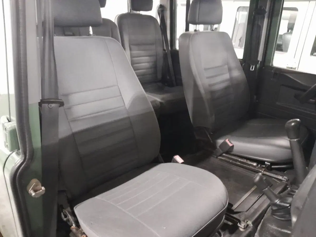Land Rover Defender usata a Cuneo (10)
