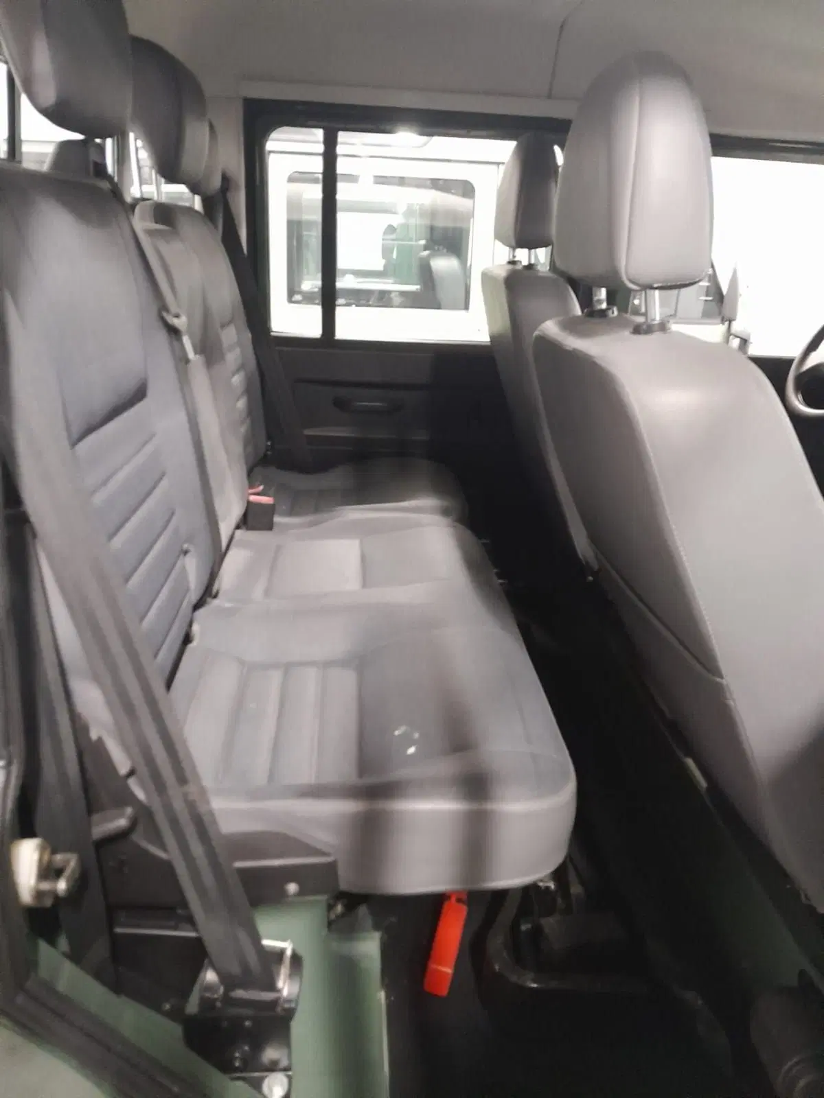 Land Rover Defender usata a Cuneo (12)