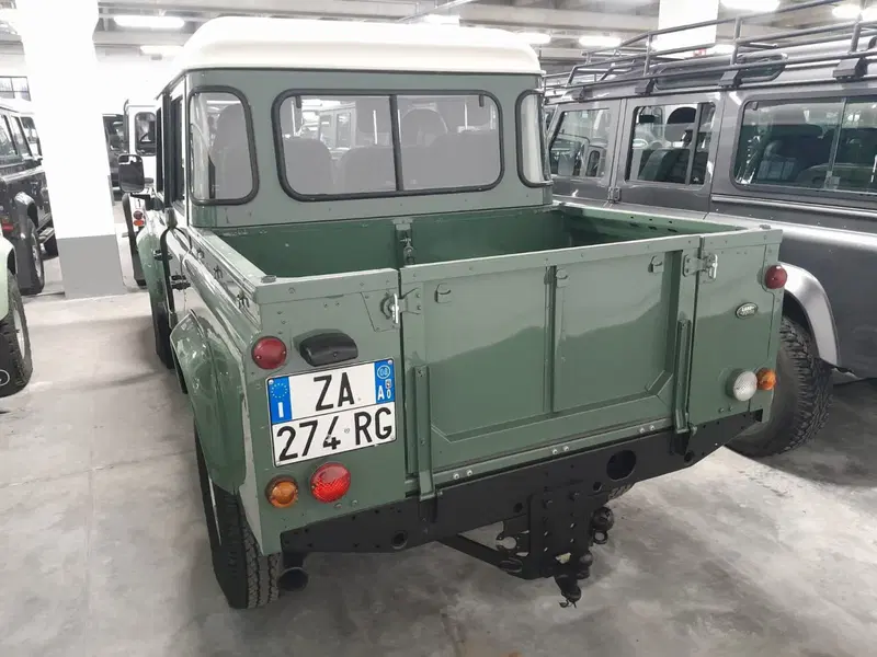 Land Rover Defender usata a Cuneo (5)