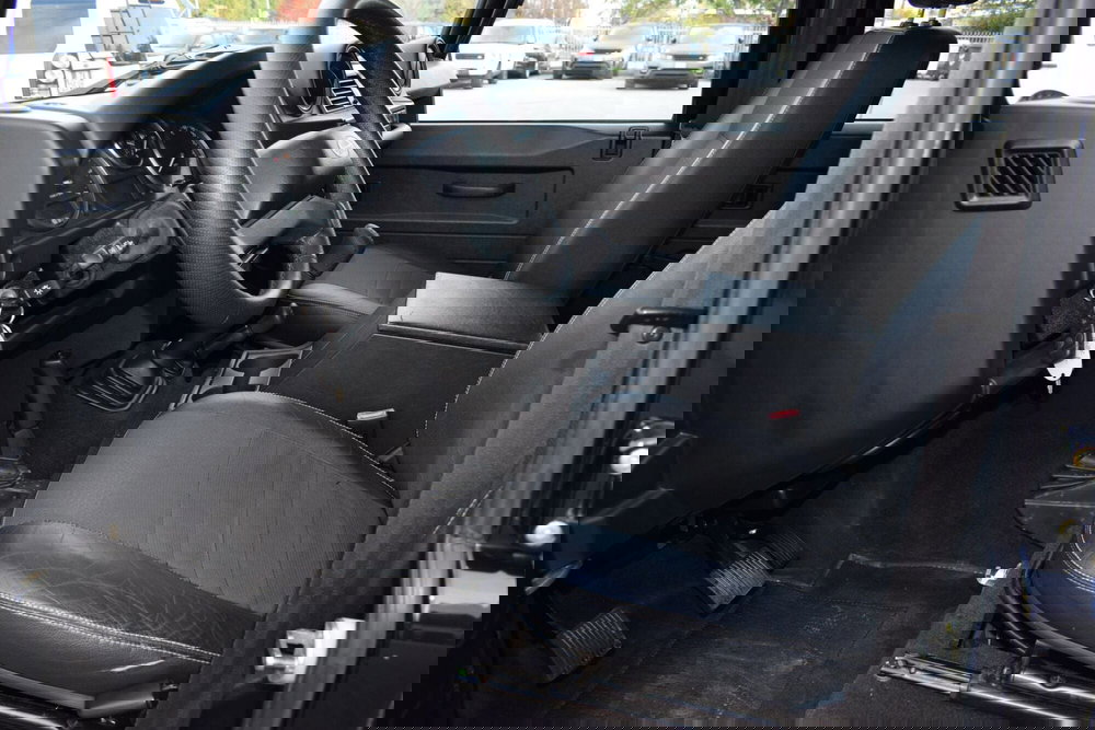 Land Rover Defender usata a Cuneo (16)