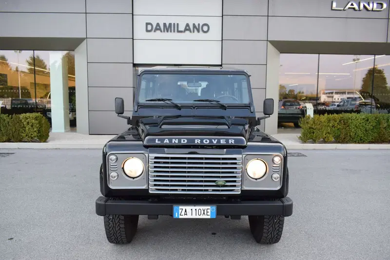 Land Rover Defender usata a Cuneo (2)