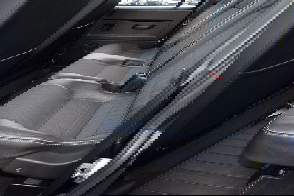 Land Rover Defender usata a Cuneo (20)