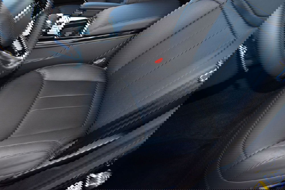 Land Rover Range Rover Sport nuova a Cuneo (14)