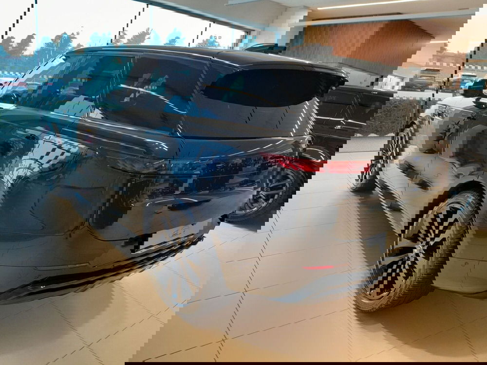 Land Rover Range Rover Sport nuova a Cuneo (4)