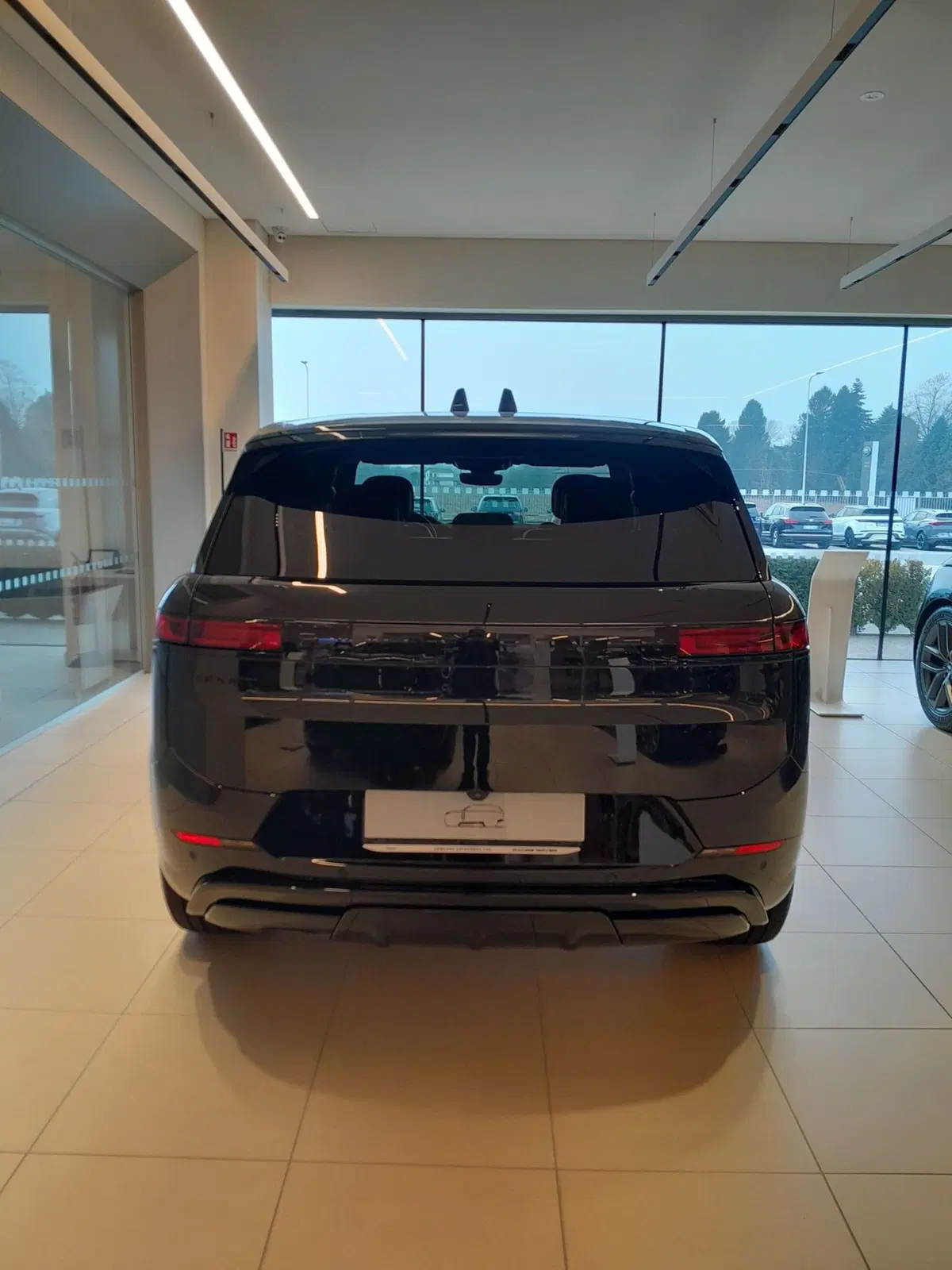 Land Rover Range Rover Sport nuova a Cuneo (5)