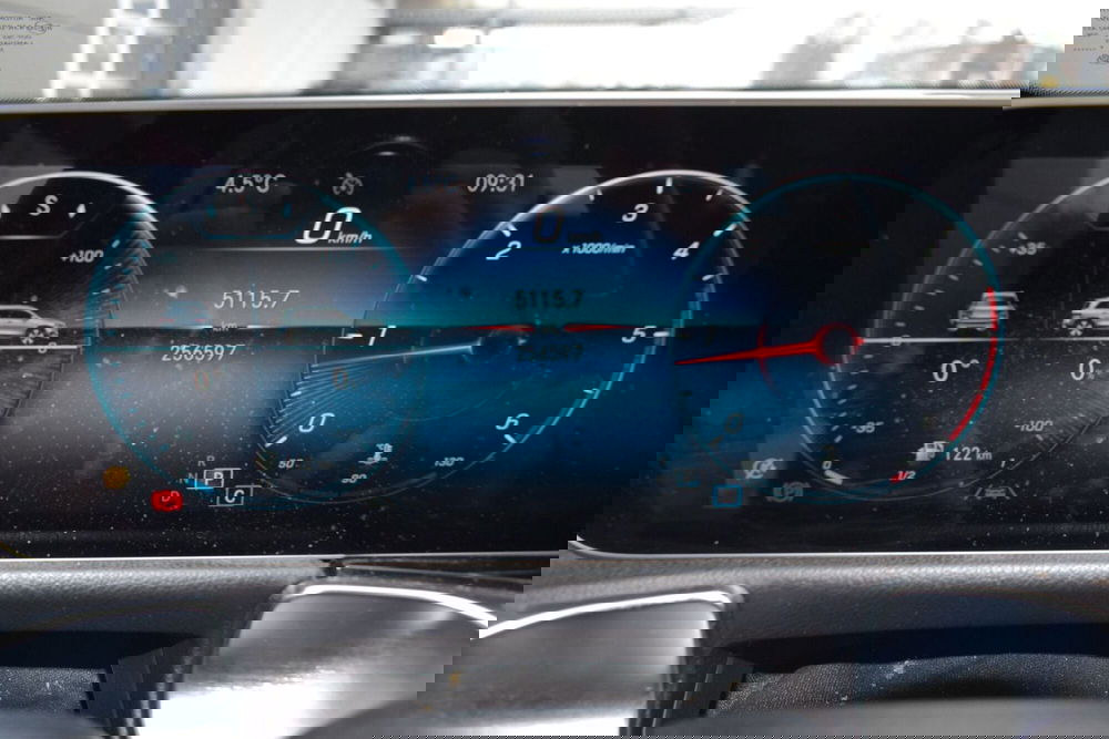 Mercedes-Benz GLB usata a Cuneo (10)