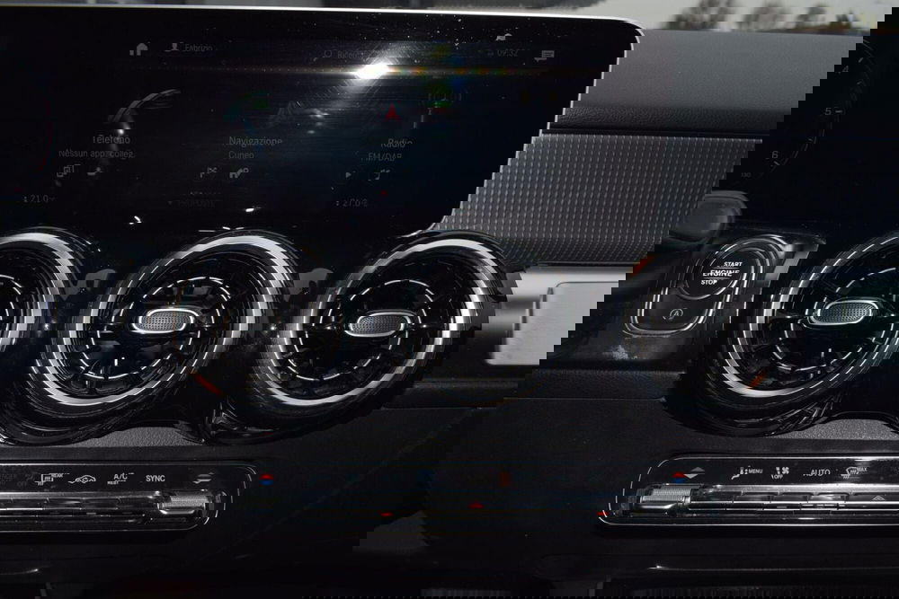 Mercedes-Benz GLB usata a Cuneo (11)