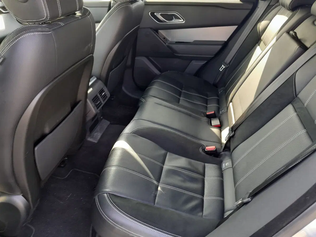 Land Rover Range Rover Velar usata a Cuneo (14)